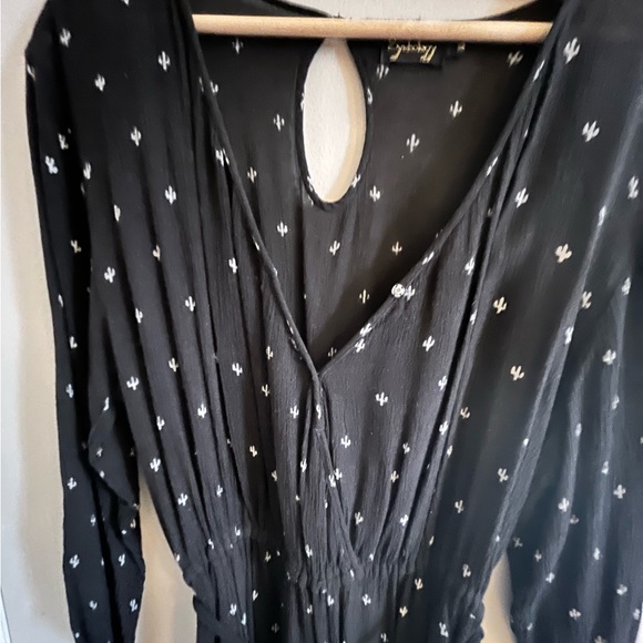 Symbology Clothing Baby Cacti Wrap Jumpsuit in Black & Ivory, women’s size XL - Picture 5 of 8